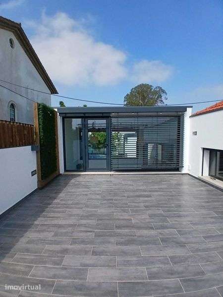 Moradia T3 com Jardim Privado no Coração de Coimbra – Celas - Grande imagem: 3/12