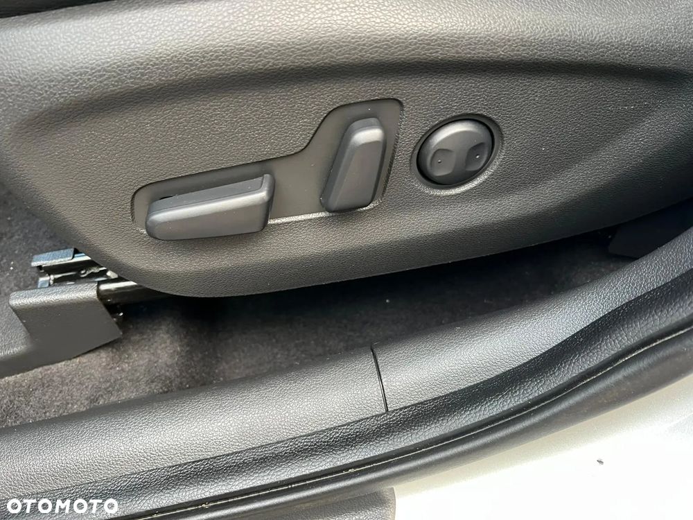 Hyundai Tucson 1.6 Turbo 4WD DCT Premium - 23
