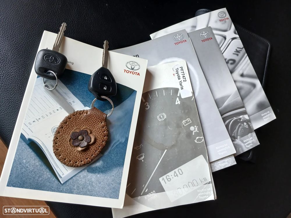 Toyota Yaris 1.0 VVT-i Comfort+Navi - 14