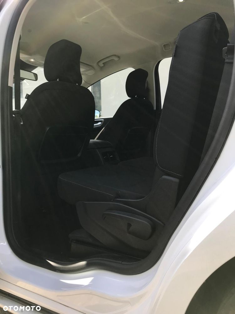 Ford S-Max - 14