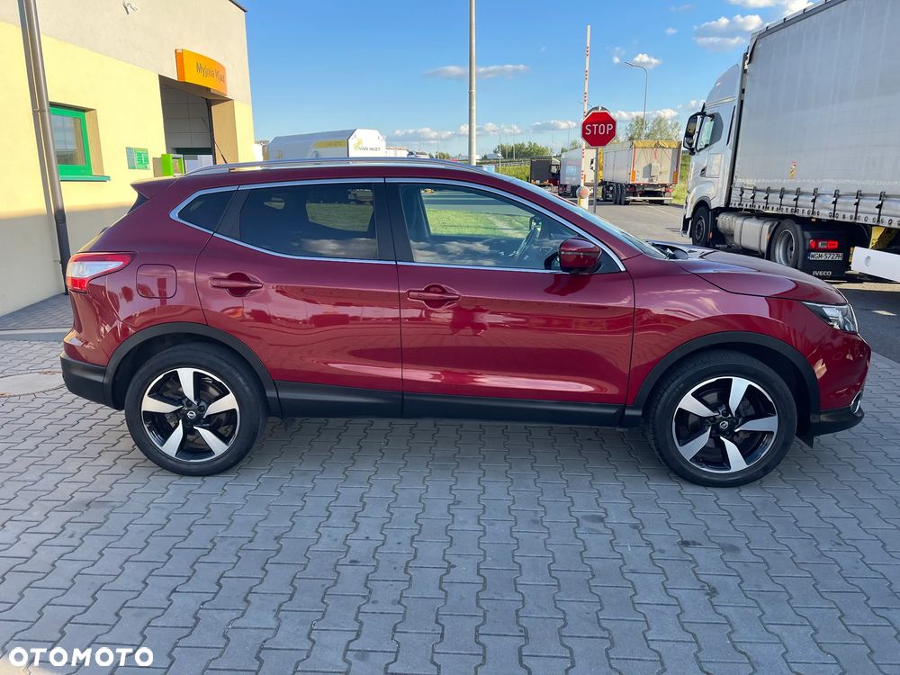 Nissan Qashqai 1.2 DIG-T Tekna EU6 - 4