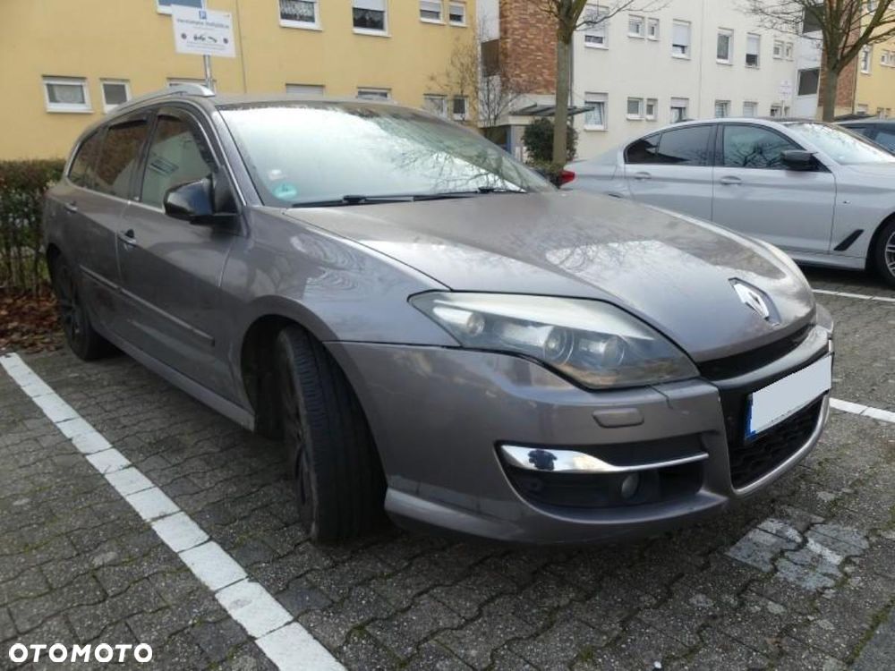 Renault Laguna dCi 175 FAP GT - 2