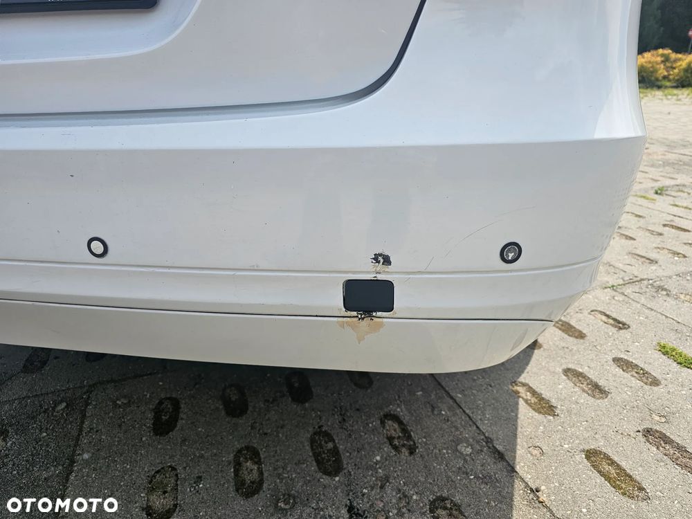 Mercedes-Benz Klasa E 200 BlueTEC 7G-TRONIC - 4