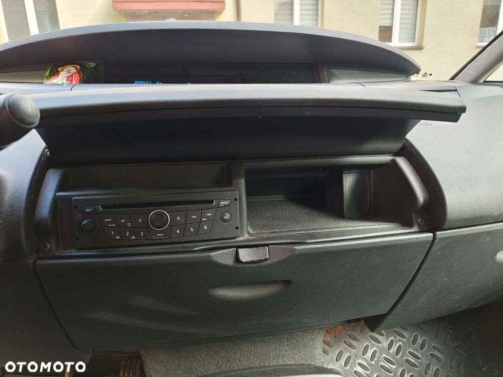 Renault Grand Espace 2.0 dCi FAP Initiale - 13