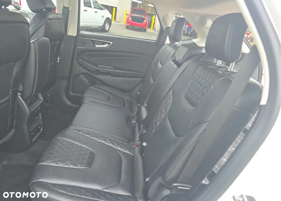 Ford Edge - 12