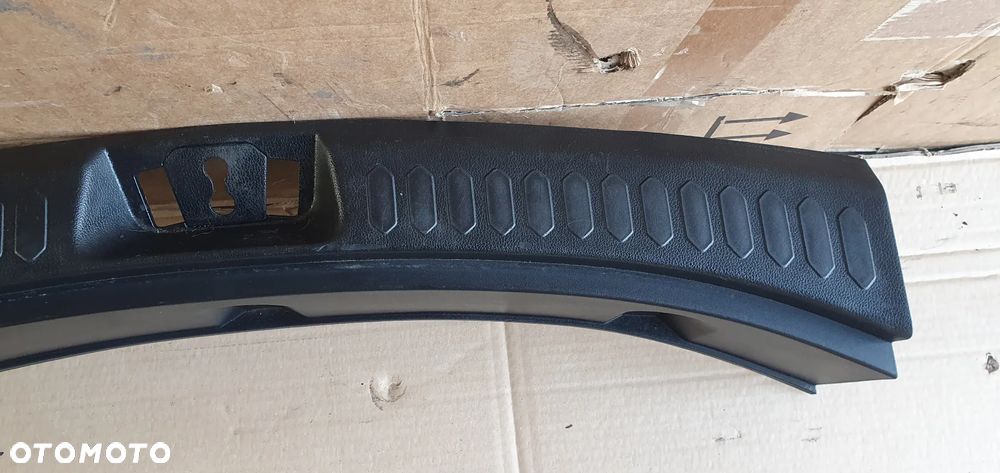 Osłona pasa tylnego bagażnika Kia Sportage III 85770-3U010 - 7