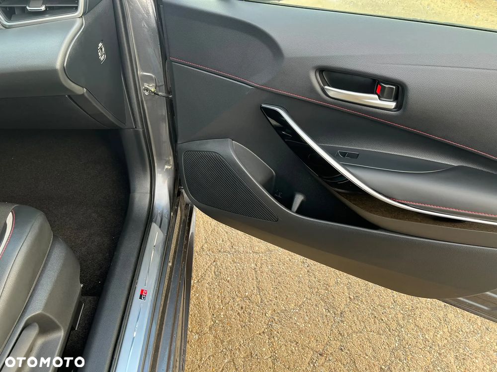 Toyota Corolla 1.8 Hybrid GR Sport - 24