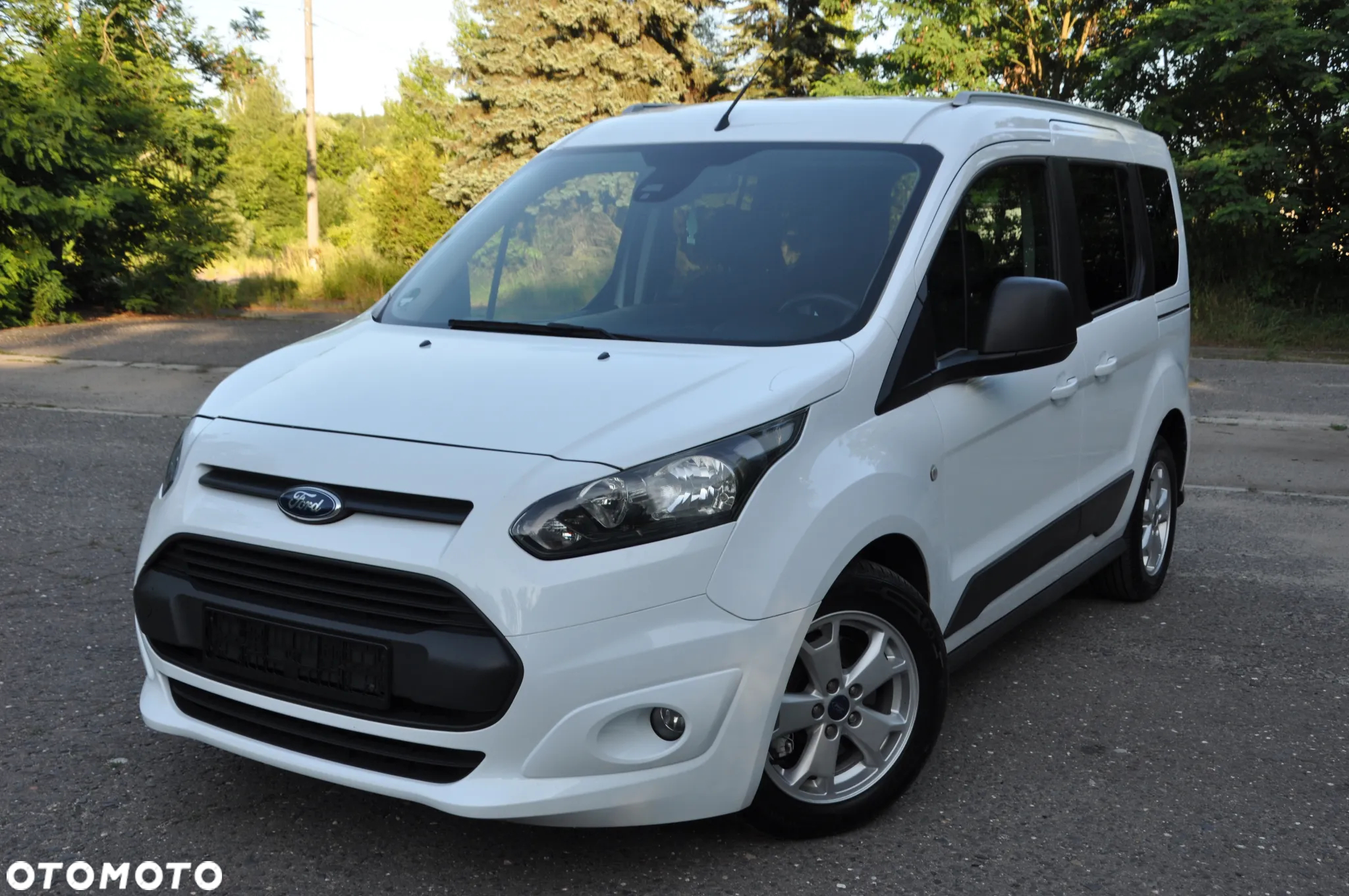 Ford Tourneo Connect - 4