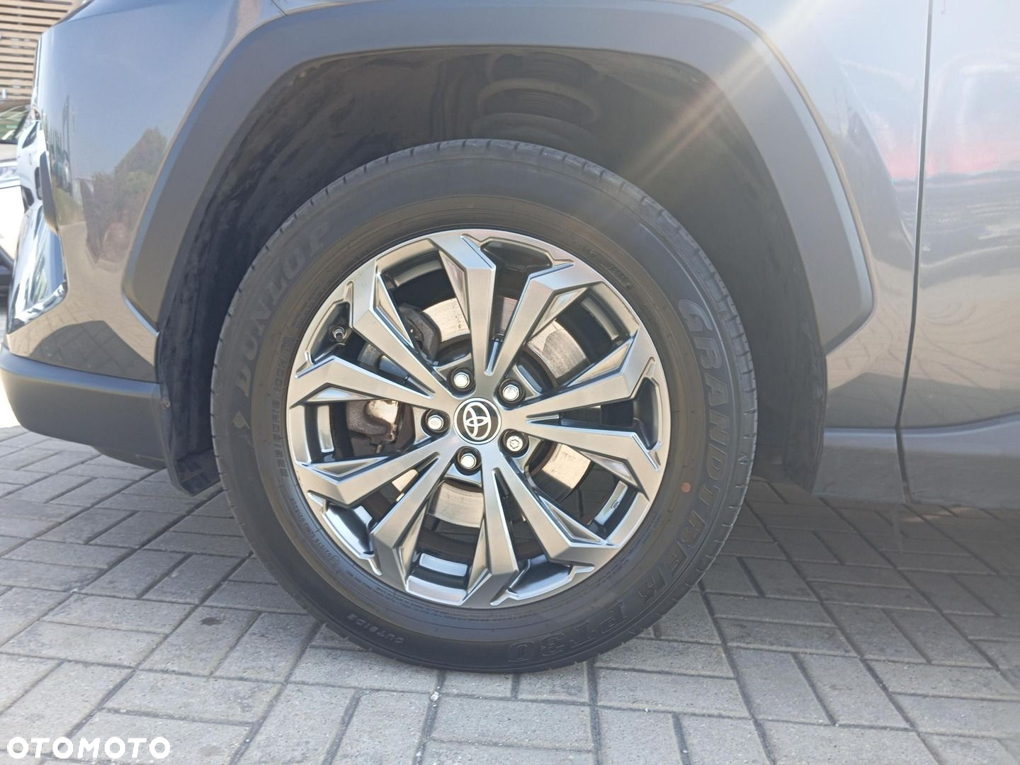 Toyota RAV4 - 13