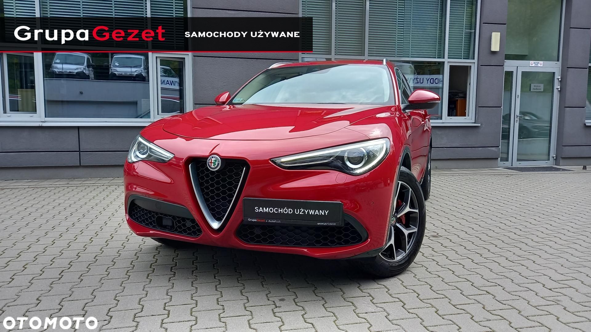 Alfa Romeo Stelvio - 1