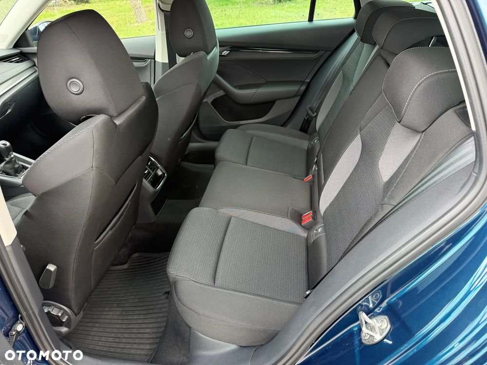 Skoda Octavia 2.0 TDI Ambition - 13