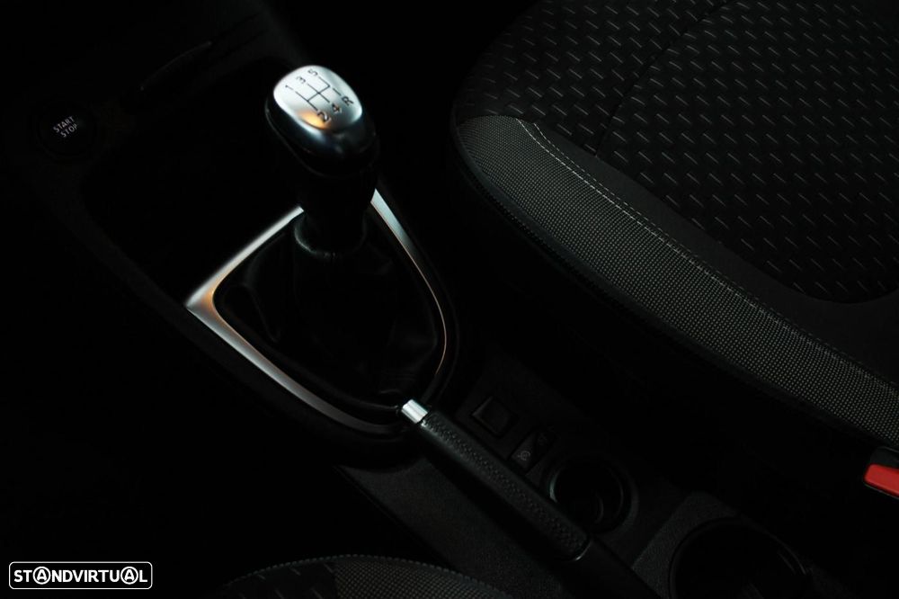 Renault Captur 0.9 TCE Initiale Paris - 25