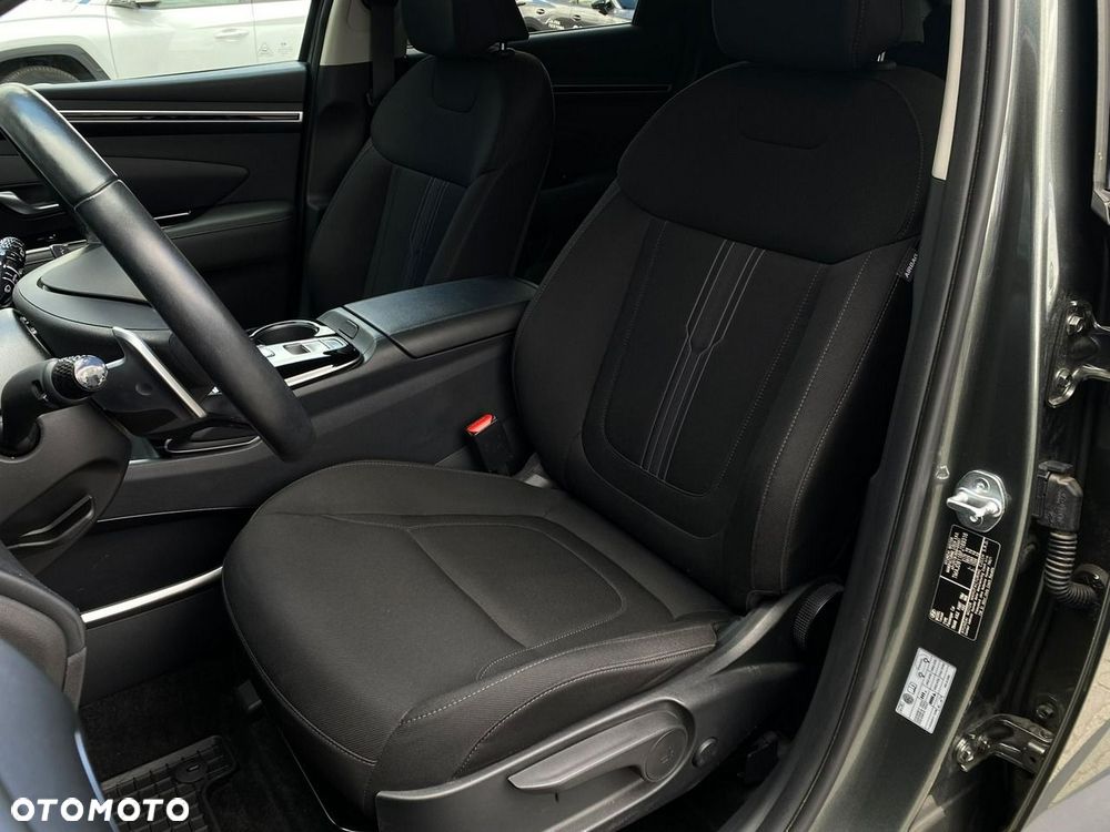 Hyundai Tucson 1.6 T-GDi HEV Executive 2WD - 30