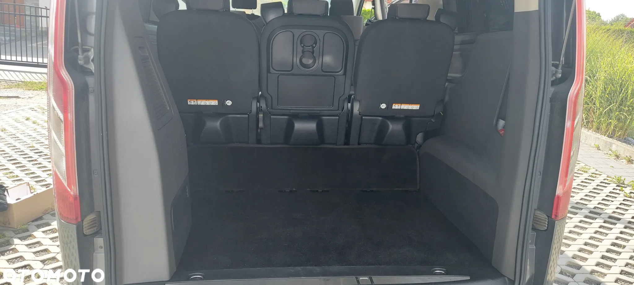 Ford Tourneo Custom - 9