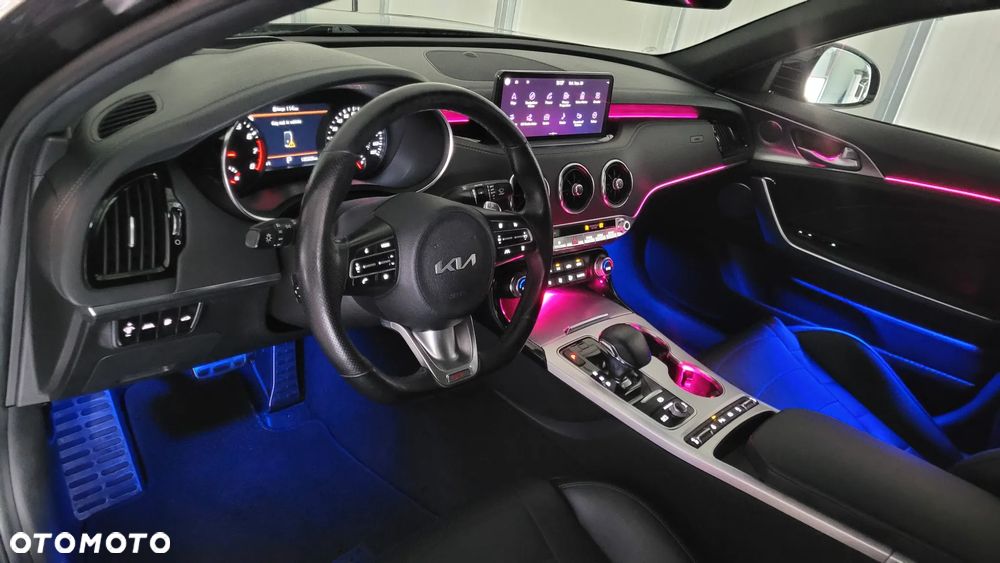 Kia Stinger 3.3 T-GDI AWD OPF GT - 24
