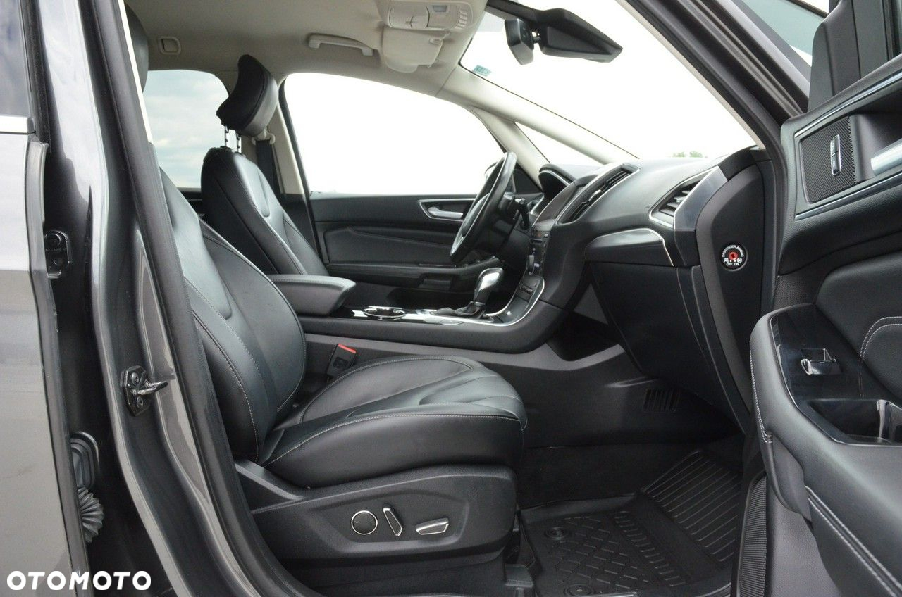 Ford S-Max 2.0 TDCi 4WD Titanium PowerShift - 25