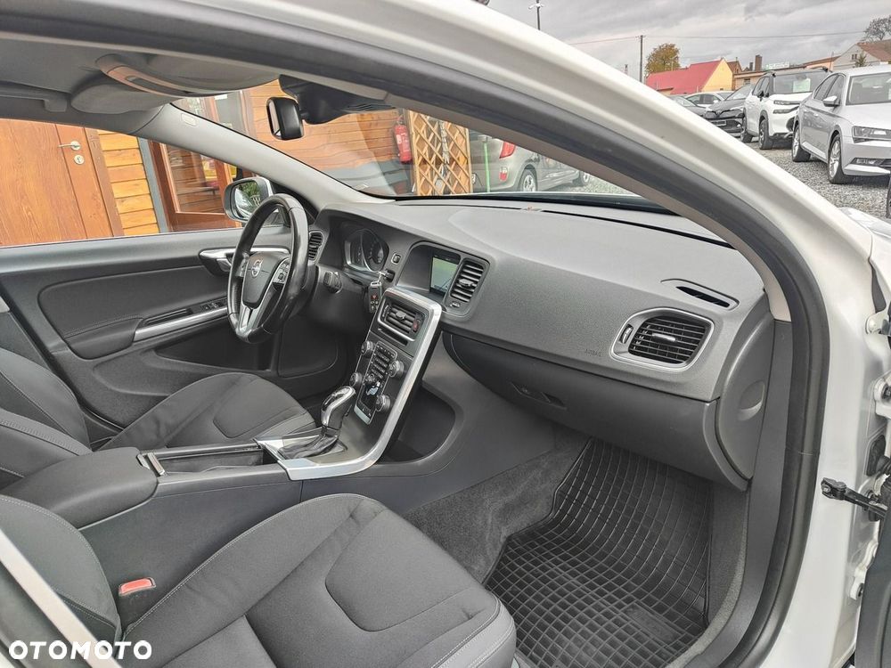Volvo S60 - 19