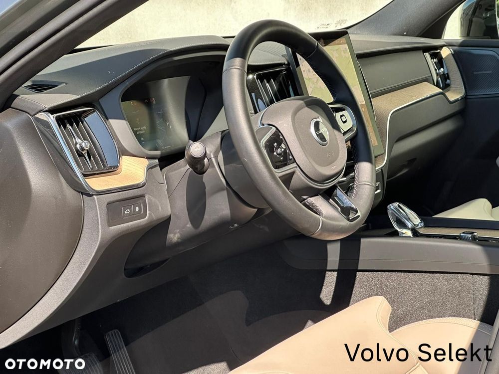 Volvo XC 60 - 25
