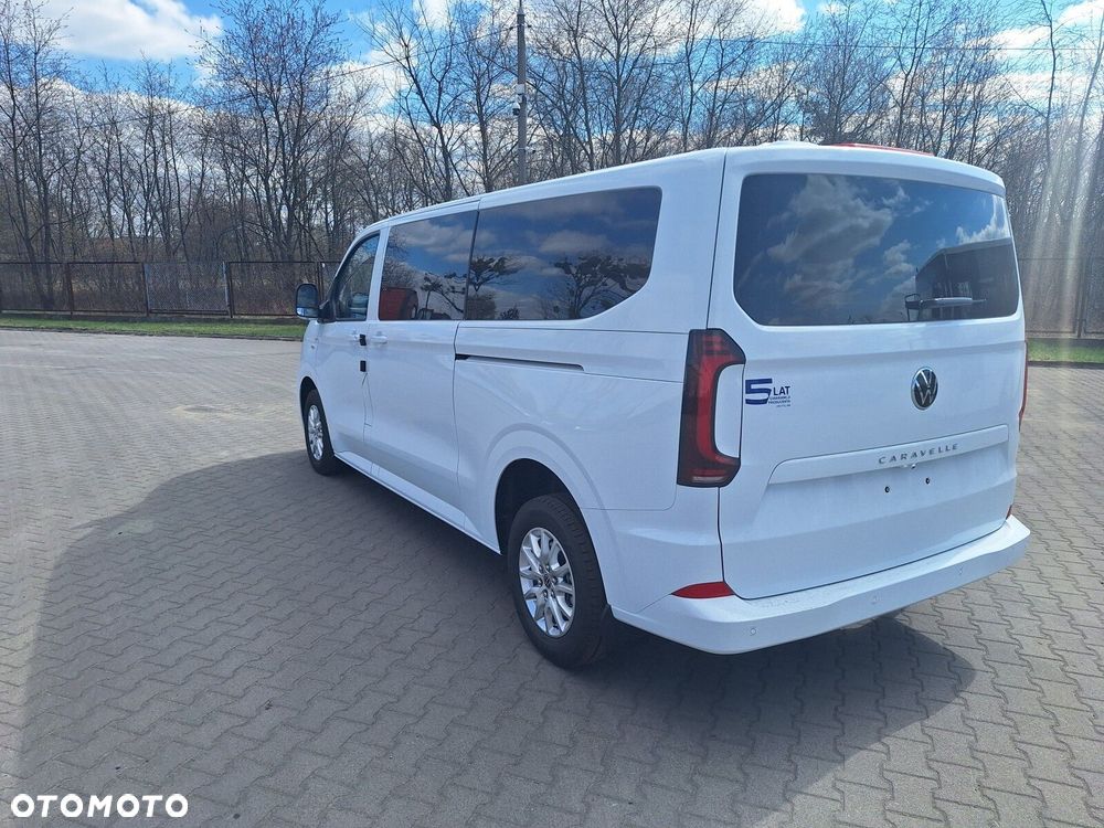 Volkswagen Caravelle - 13
