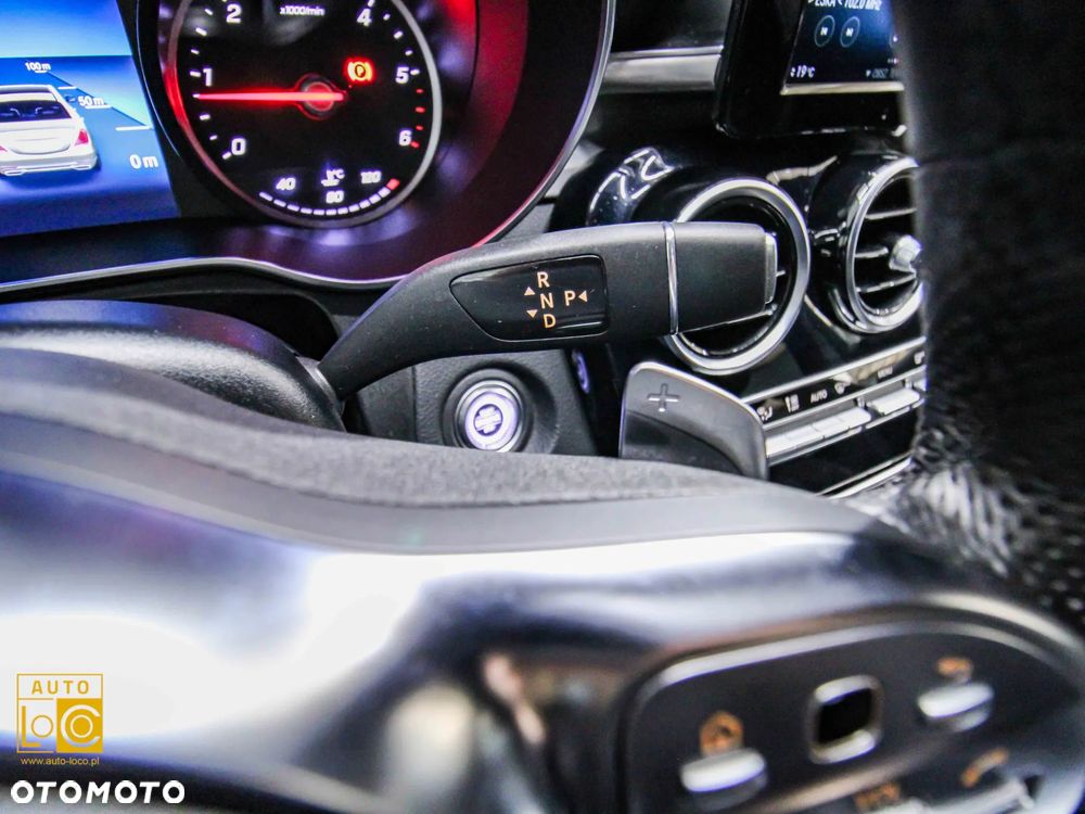 Mercedes-Benz GLC 200 d 4Matic 9G-TRONIC AMG Line - 28