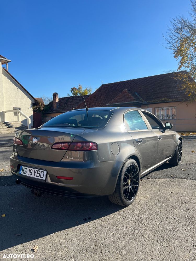 Alfa Romeo 159 - 5