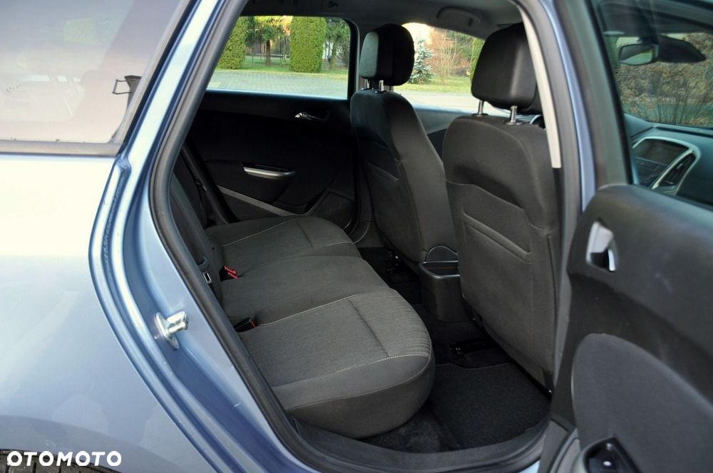 Opel Astra - 19