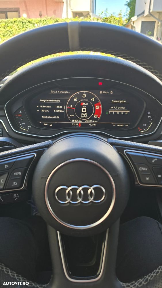 Audi A4 Avant 2.0 TDI ultra S tronic - 8