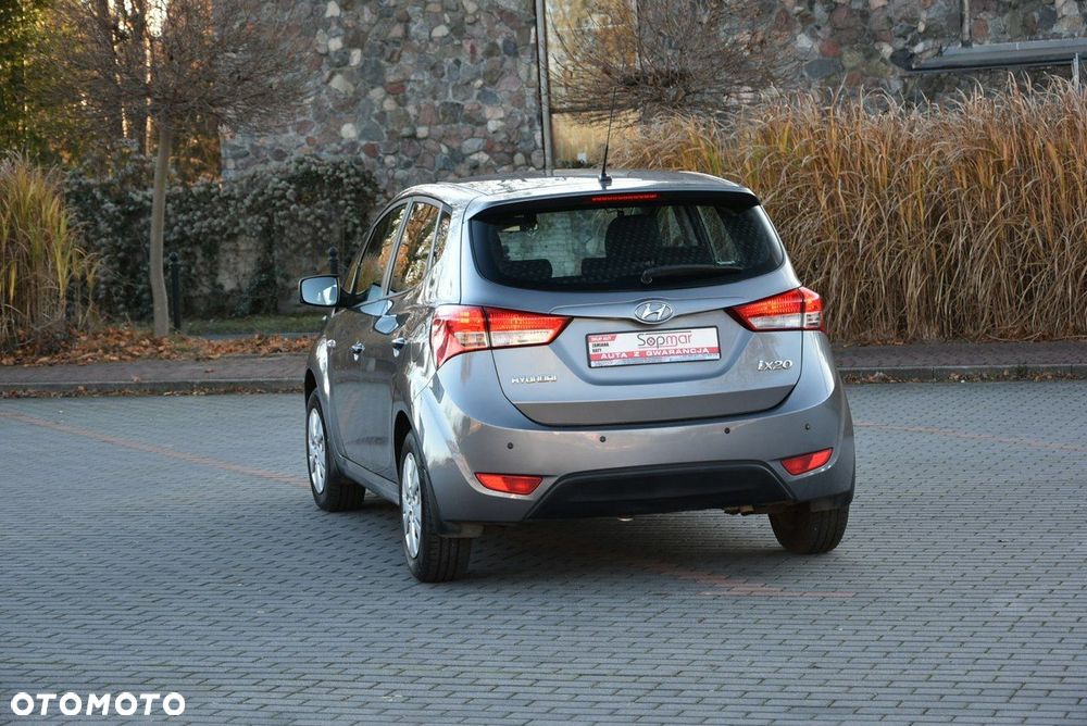 Hyundai ix20 - 16