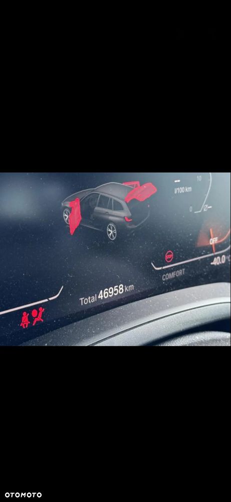 BMW Seria 3 M340i xDrive - 32