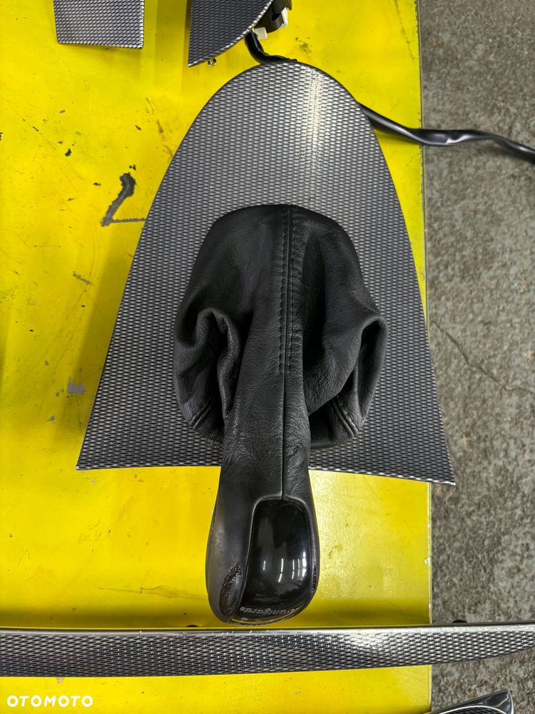 MERCEDES CLK W209 DEKORY LISTWY OZDOBNE CARBON KOMPLET - 6