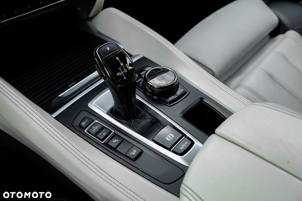 BMW X6 - 32