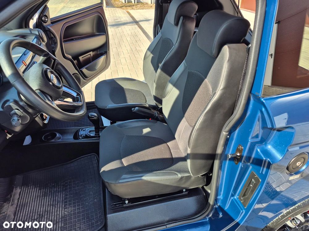 Microcar DUE - 35