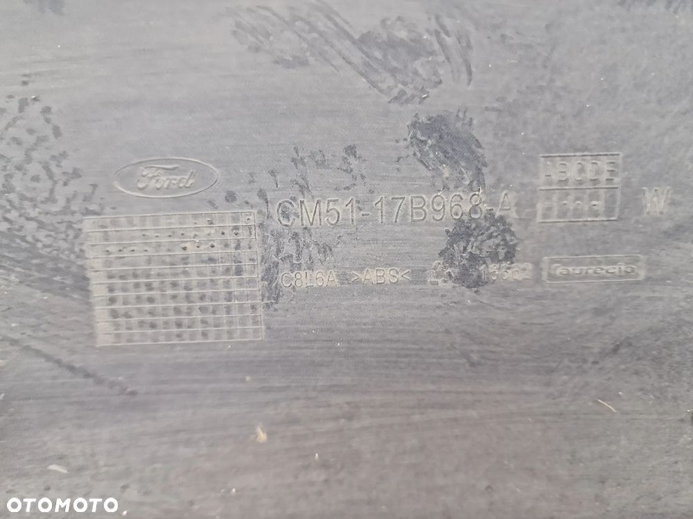 FORD FOCUS MK3 ST / ST-LINE 12- KRATKA ŚRODKOWA ZDERZAKA PRZEDNIEGO PRZÓD , NR CM51-17B968-A , NR AUKCJI KR287 - 9