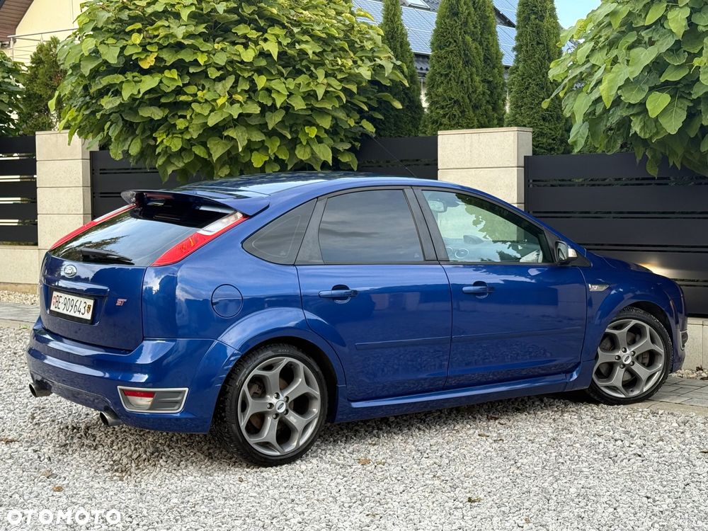Ford Focus 2.5 ST - 10