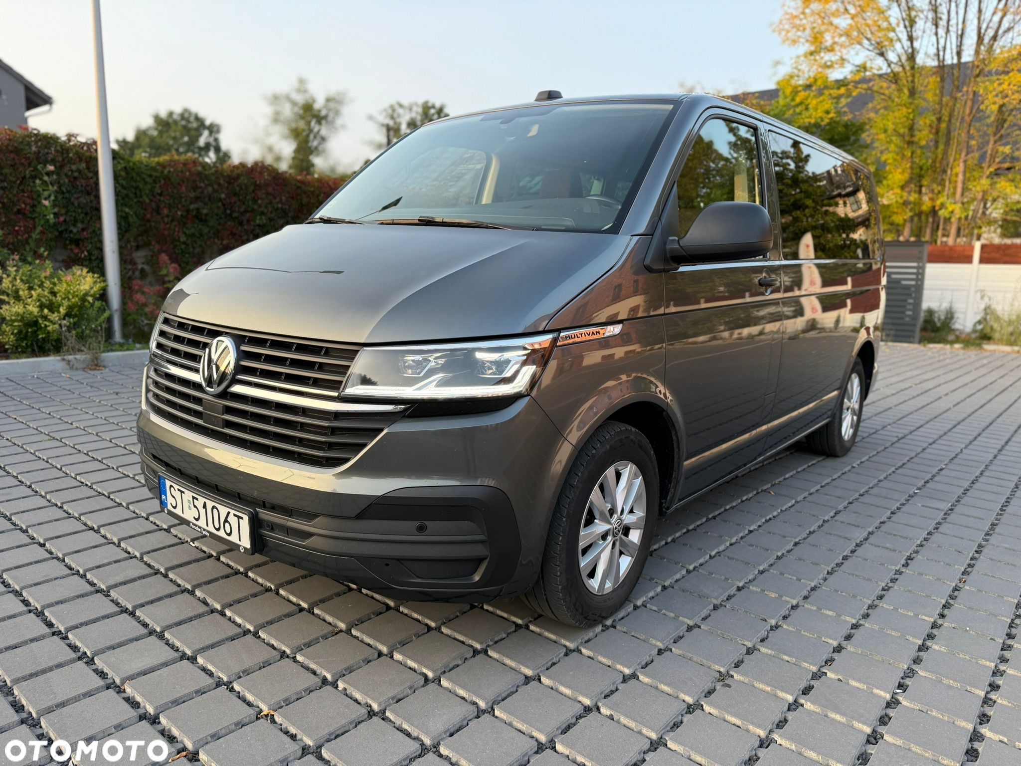 Volkswagen Multivan 6.1 2.0 TDI L1 Trendline DSG - 1
