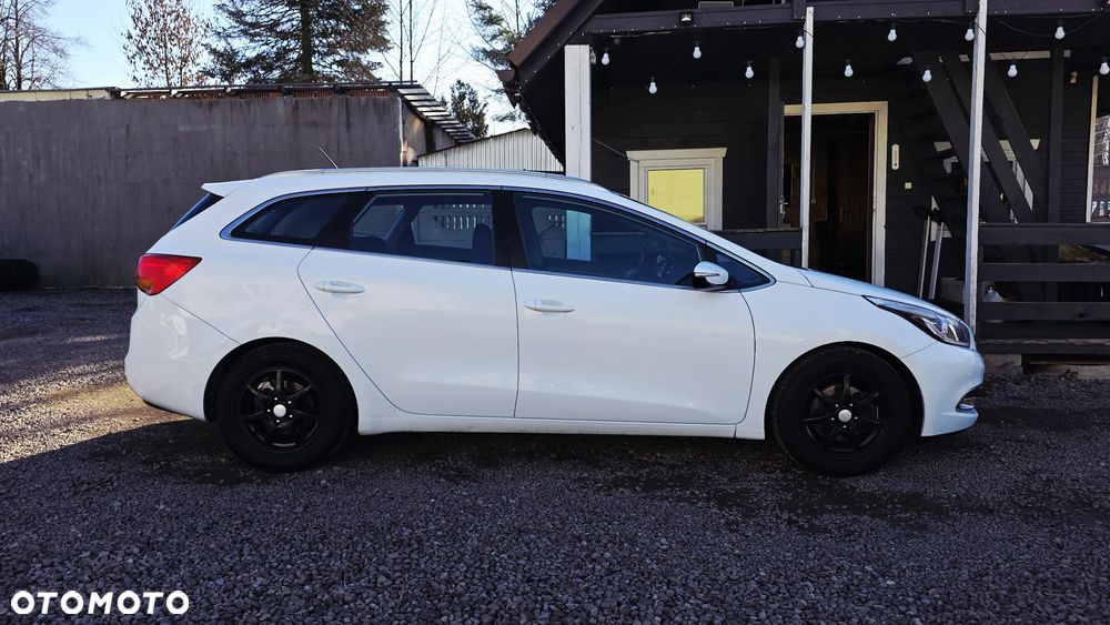 Kia Ceed 1.6 GDI XL - 26