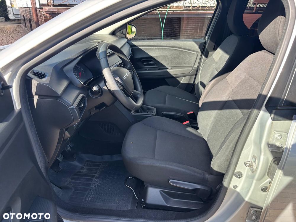 Dacia Jogger 1.0 TCe Essential - 11