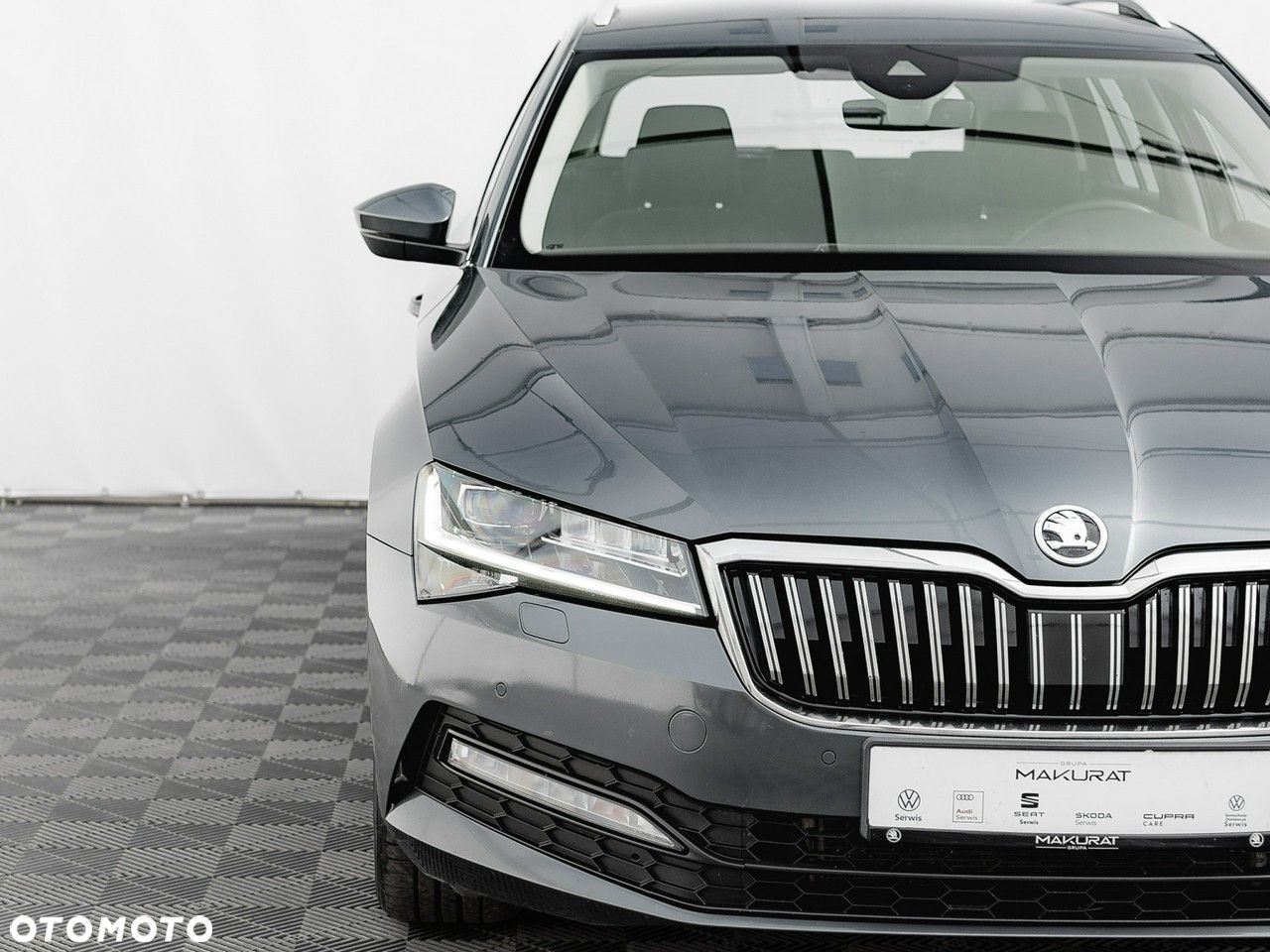 Skoda Superb 2.0 TDI Ambition DSG - 9