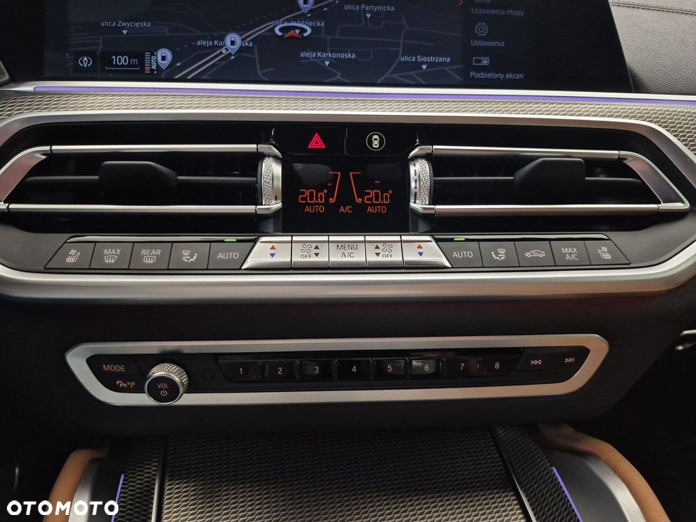 BMW X6 M50i - 29