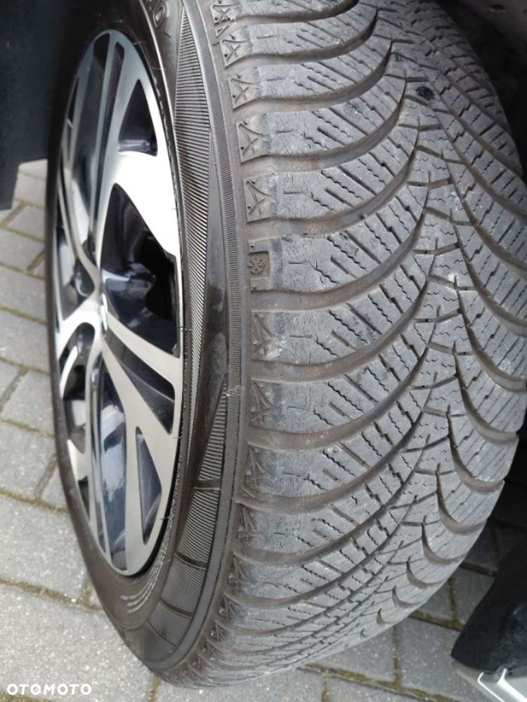 Citroën C4 Picasso - 9