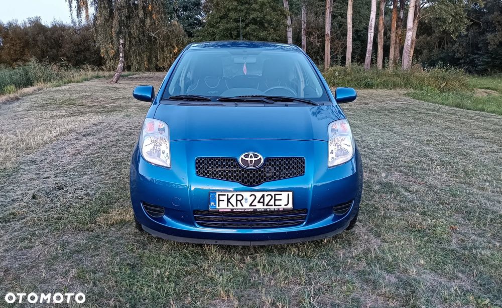 Toyota Yaris - 2