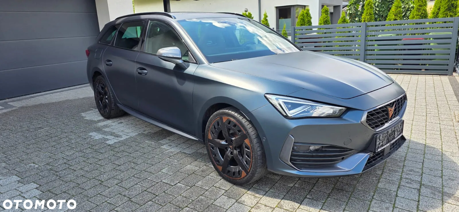 Cupra Leon Sportstourer 1.4 e-Hybrid (180 kW System) VZ - 4