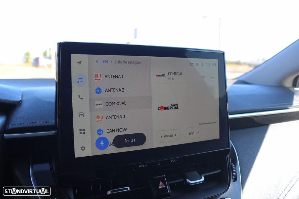 Toyota Corolla SD 1.8 Hybrid Luxury - 32