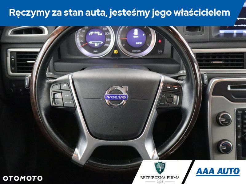 Volvo XC 70 - 17