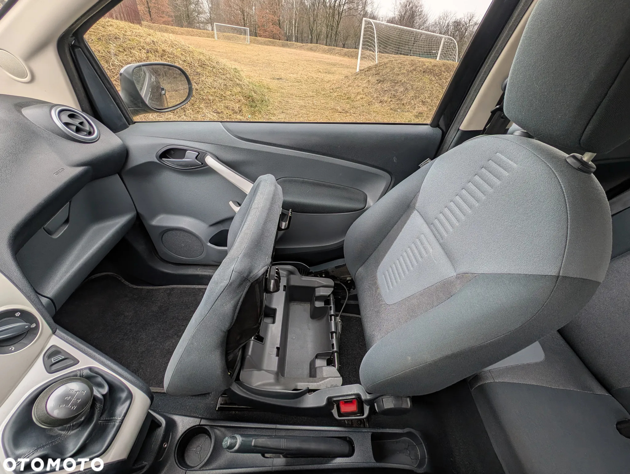 Ford KA 1.2 Ambiente - 14