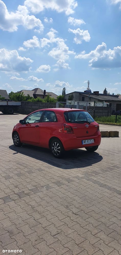 Toyota Yaris 1.0 Luna A/C - 6