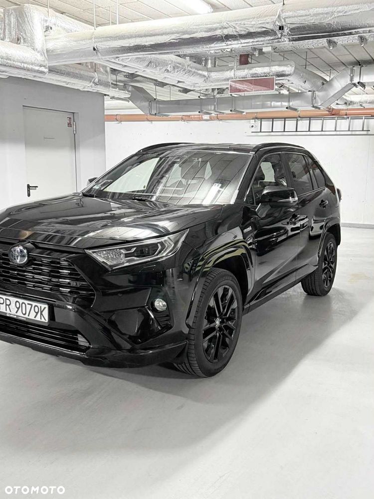 Toyota RAV4 - 1