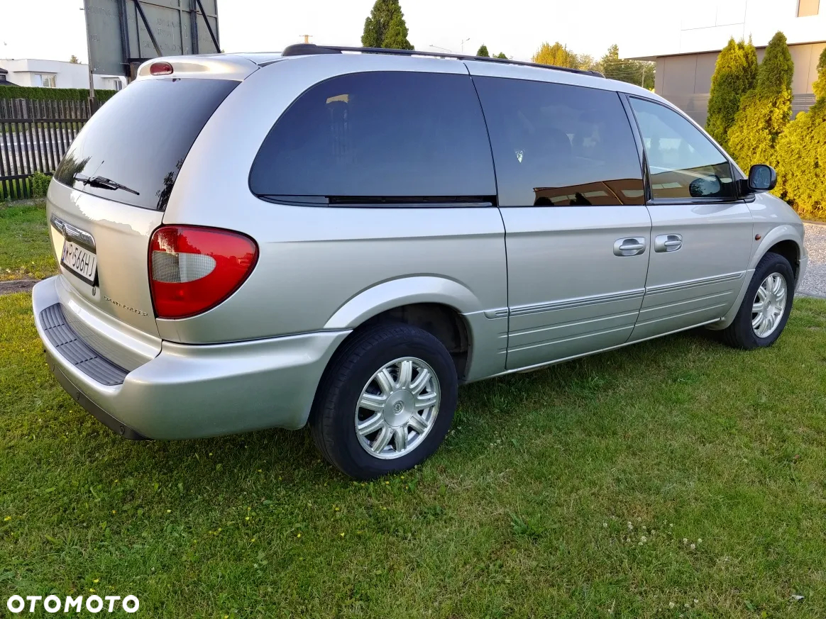 Chrysler Grand Voyager 3.3 Limited S&G - 15