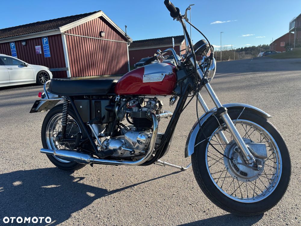 Triumph Bonneville - 19