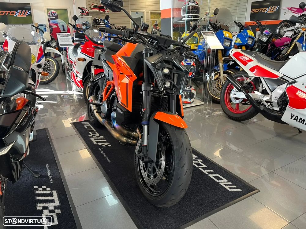 KTM 1390 Super Duke R R - 6